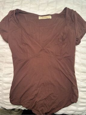 Qinsen Brown Short-Sleeve V-Neck Bodysuit